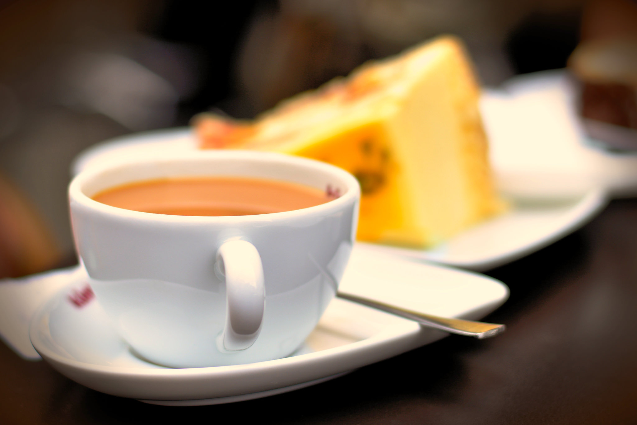 Kaffeetasse mit Kuchen